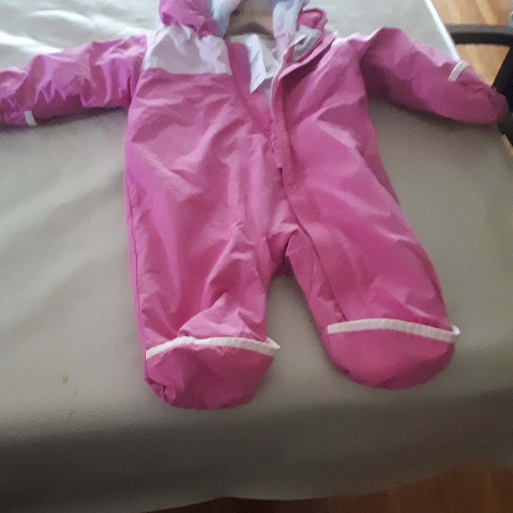 Columbia New snow suit 6 months